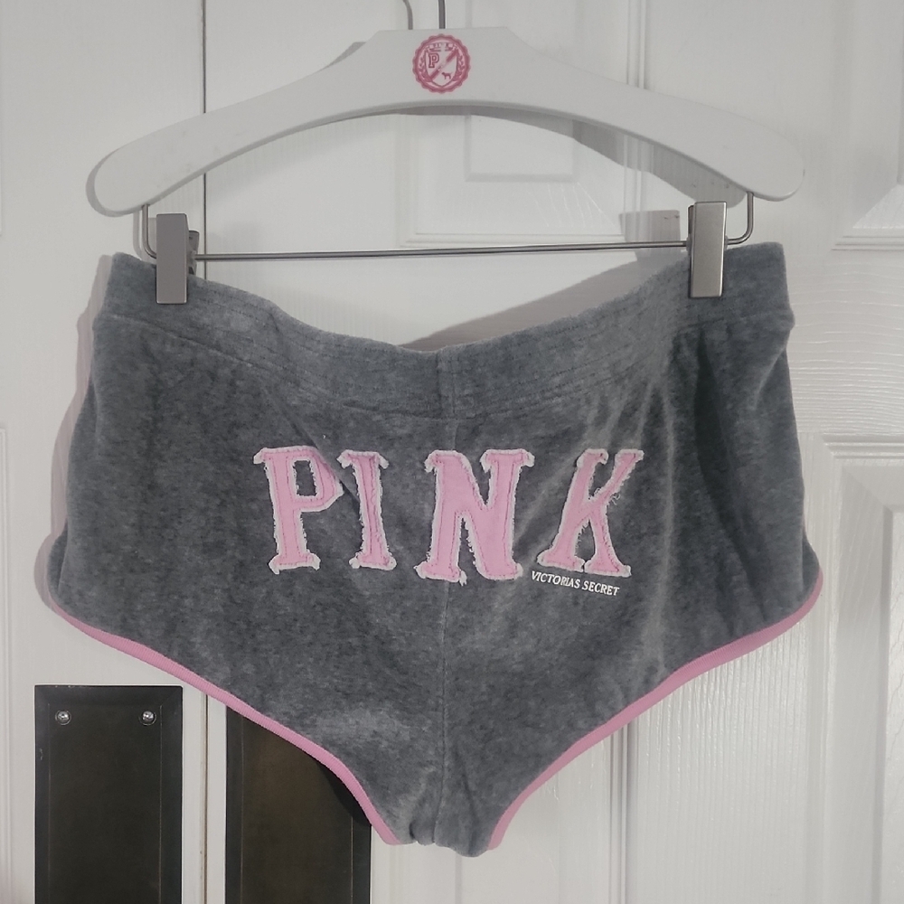 Hard To Find Pink VS Short Shorts. Size: M - Picture 2 of 7